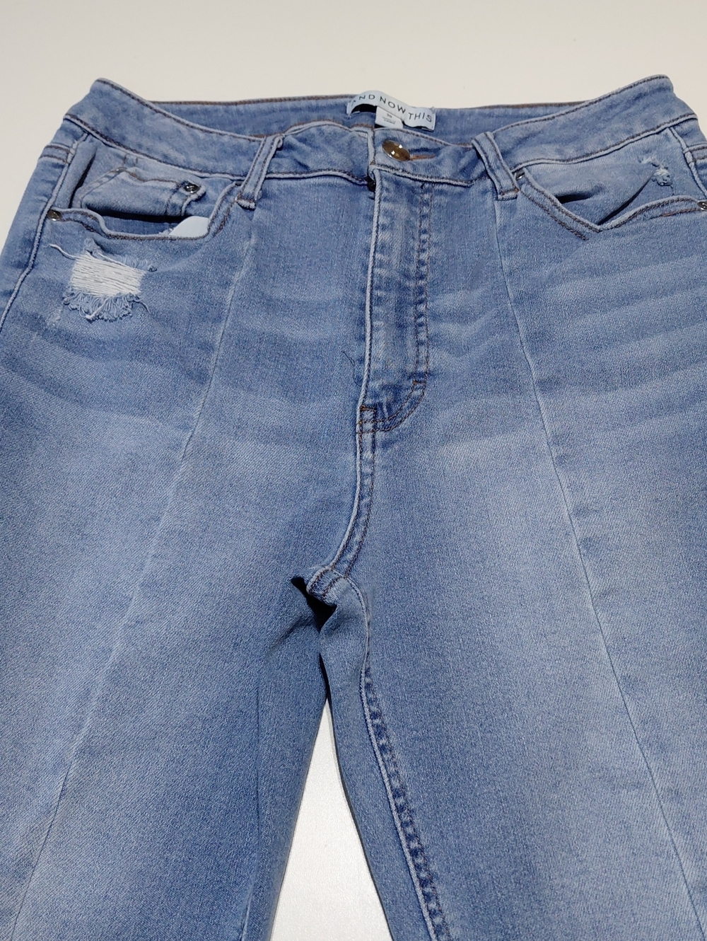 AND NOW THIS Women's  Light Blue Front  Seam Distressed Jeans Size 30